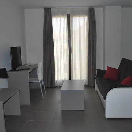Apartahotel Castellfort 2*