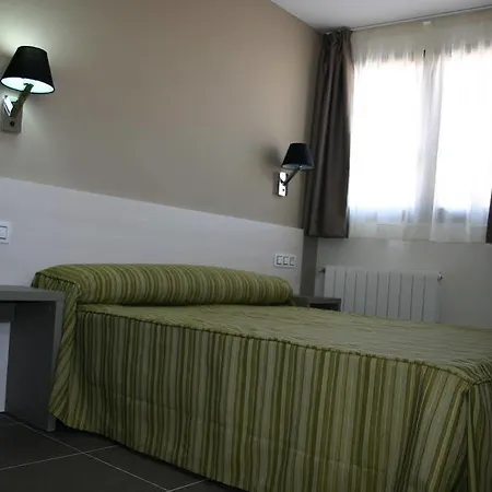 Apartahotel Castellfort Hotel 2*